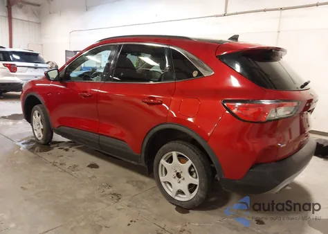 2020 Ford Escape Se z USA, uszkodzony, nr VIN 1FMCU9G69LUC25915
